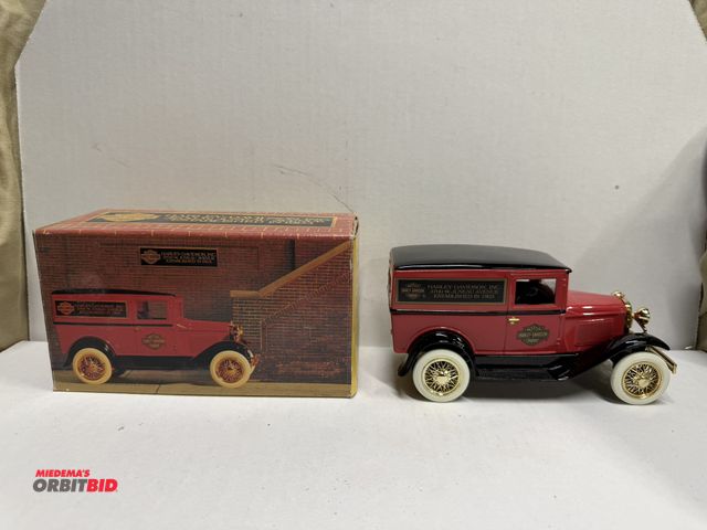 Lot 1-8319 - (1) Harley Davidson Collectible limited edition 1931 Panel Delivery Truck bank, 1 of 2500 created, i...