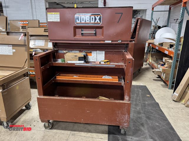 Orbitbid.com - Lot 1-16664 - (1) Jobox rolling tool box, 58.5