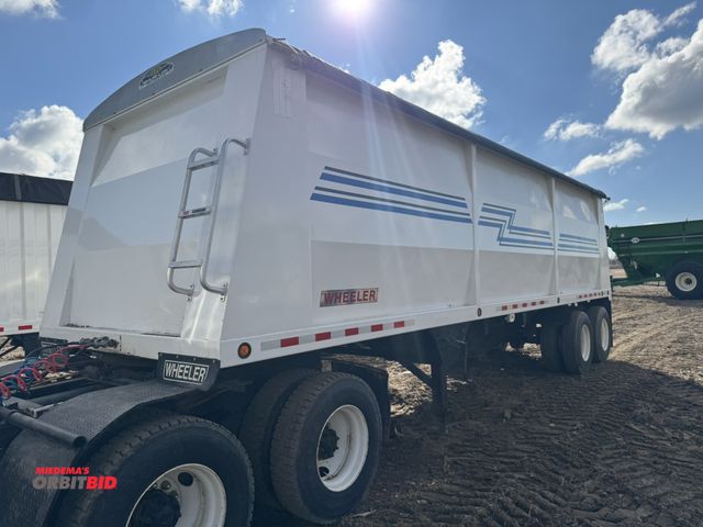 Lot 1-18123 - 2005 Wheeler 30' Single Hopper Grain Trailer manual landing gear, manual tarp, tandem axle, approx. ...