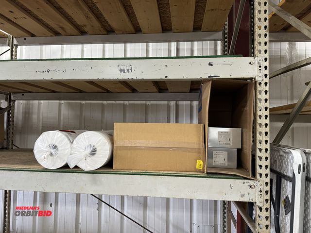 Lot 1-19554 - (2) Multi-Flo extended surface air filters, size 10 x 20 x 6, 90-95% efficiency, and (2) 12 x 24 x 1...