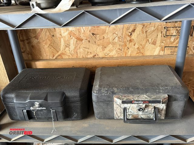 Lot 1-8345 - Lot of (2) Sentry Safe fire resistant safes, 1 with keys/1 without.