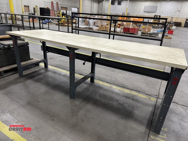 Orbitbid.com - Lot 1-2686 - (1) 8' Length x 31
