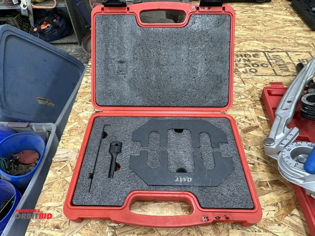 Lot 1-555 - (1) OMT Timing Tool Kit for Ford 3.5/3.7/4.0 liter engines.