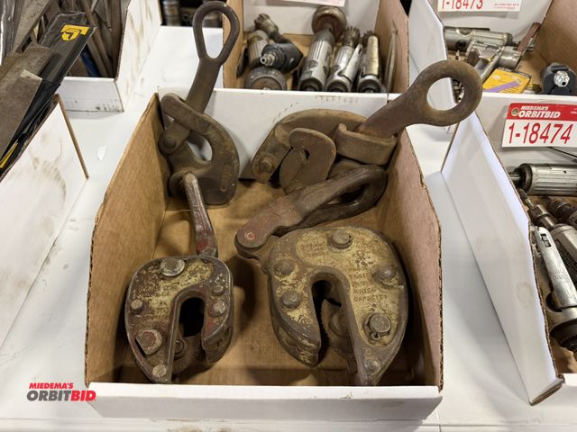 Lot 1-18476 - (1) 1/2-ton capacity, and (1) 1-ton capacity plate lifters, and (2) mechanical plate lifters.