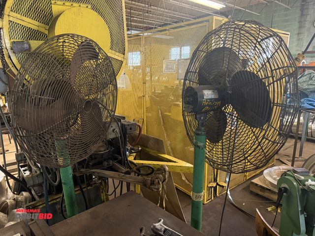 Lot 1-18694 - (1) free-standing shop floor fan, 120V, single phase, with 26" diameter cage.