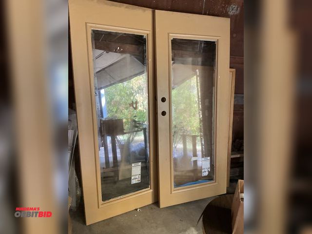 Lot 1-18249 - 2 Mastercraft Insulated Steel wood edge Entrance doors