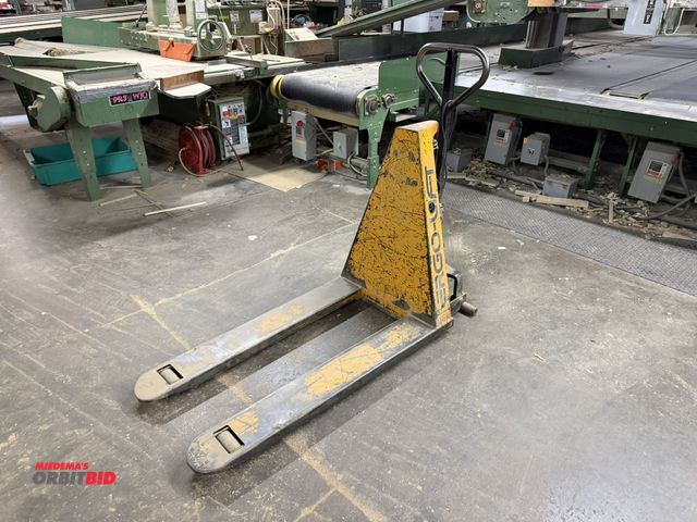 Lot 1-17011 - (1) Lift-Rite, 12V electric walk-behind pallet jacks with 3000 lb. capacity, with Battery Tender, 12...