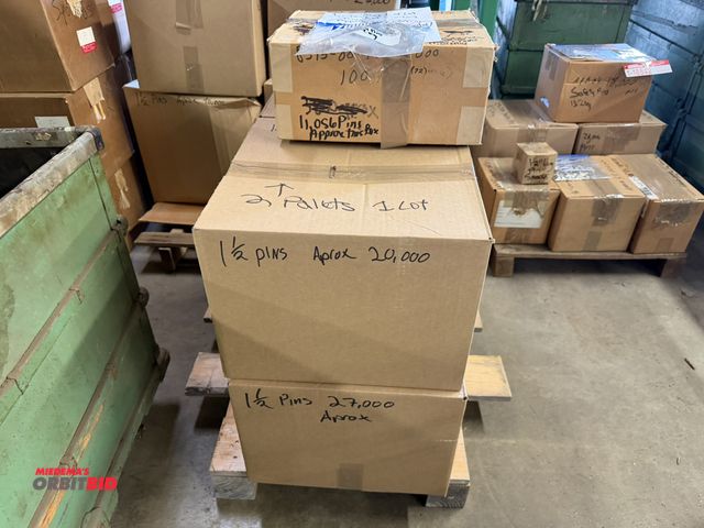 Lot 1-18843 - (2) pallets of 1.5" safety pins (approx. 243,000 total).