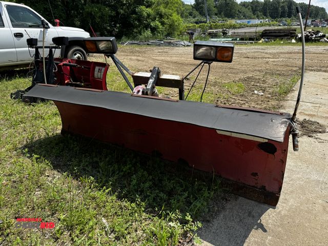 Lot 1-14294 - (1) Western 90" straight blade plow, includes pump and lights.