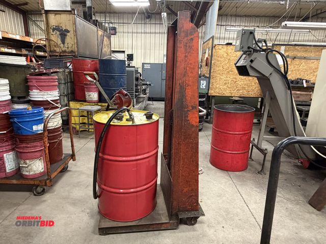 Lot 1-2006 - (1) approx. 3/4 full, 55-gallon drum of Shell Tellus S2 MX 32, industrial hydraulic fluid with a Wor...