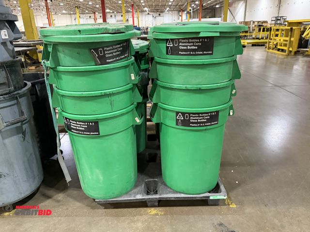 Lot 1-5360 - Lot of (14) Carlisle, #341032, approx. 32 gallon capacity trash cans with (8) lids with cut outs for...