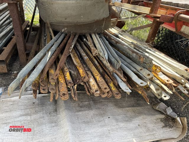 Lot 1-2651 - Large lot of assorted scaffolding cross braces, various styles, all are approx. 88" to 90" long, win...