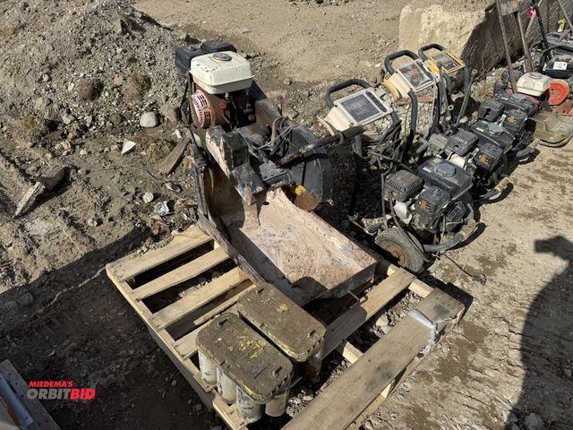 Lot 1-16051 - (1) 14" gas powered brick saw, engine pulls through, recoil needs to be changed, condition unknown.