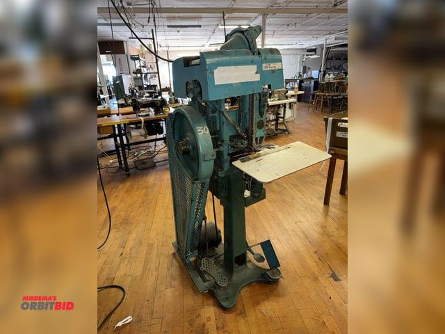 Lot 1-4666 - (1) Scovill Fasteners GE automatic textile snap button attaching press machine, 3 phase.