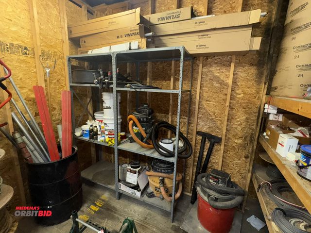 Lot 1-4553 - (1) light duty rack, 6' long x 24" deep x 87.5" tall, with contents of (1) Craftsman 16 gallon wet/d...