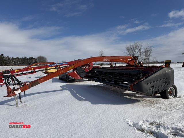 Lot 1-11495 - (1) Hesston 1474 hydroswing haybine, 14' wide cutting head, steel hay conditioner rollers, model &am...