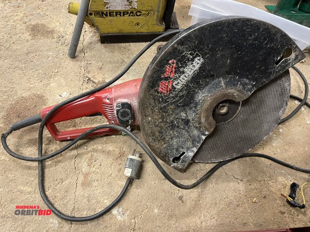 Lot 1-6260 - (1) Milwaukee, Cat #6148-01, 14" abrasive cut off saw, 120V.