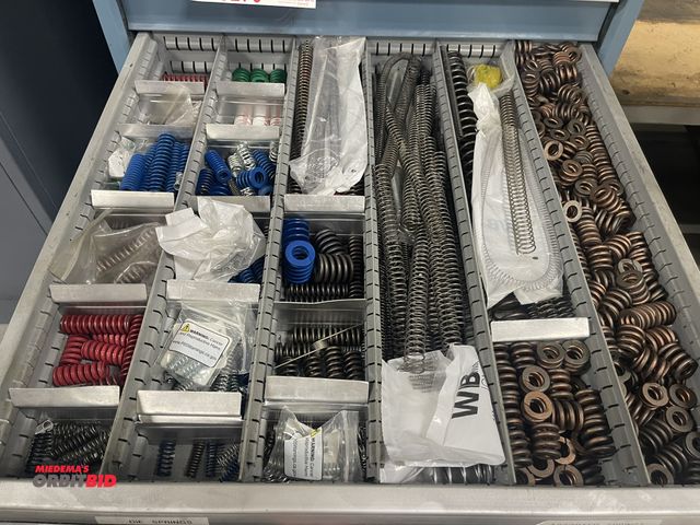 Lot 1-19271 - Contents of drawer #6, includes large lot of assorted die springs, and other assorted springs.