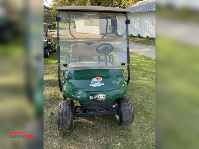 Lot 1-12518 - 2014 EzGo TXT Golf Cart