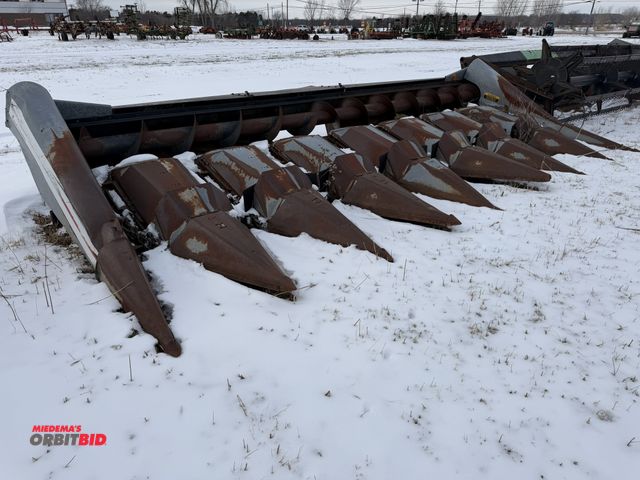 Lot 1-11789 - (1) Allis-Chalmers 8-row corn head, 30" row spacing, no visible ID tag, head may be for parts or rep...