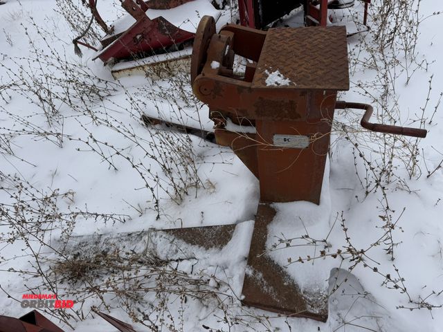 Lot 1-10445 - (1) Clayborne engine stand, model 900, S/N 3331.