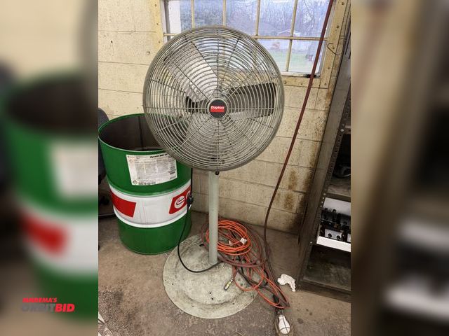 Lot 1-1737 - (1) Dayton pedestal shop fan, approx. 20".