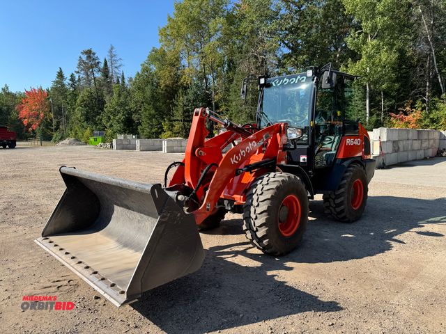 Lot 1-12056 - 2023 Kubota R640 Other