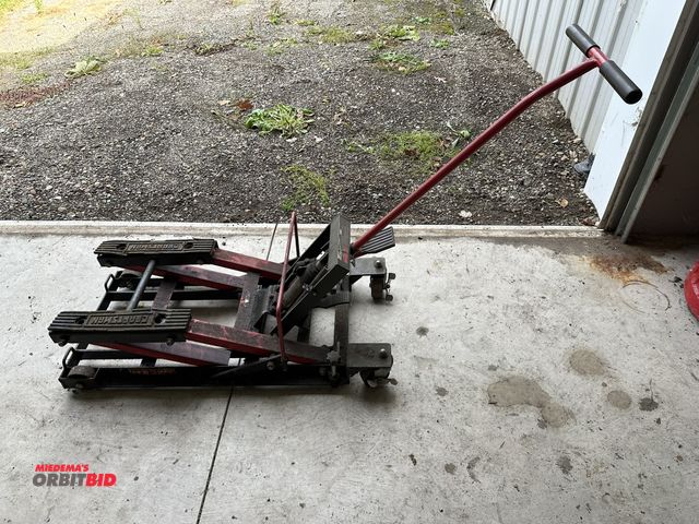 Lot 1-582 - (1) Craftsman motorcycle/ATV jack, model 50190.