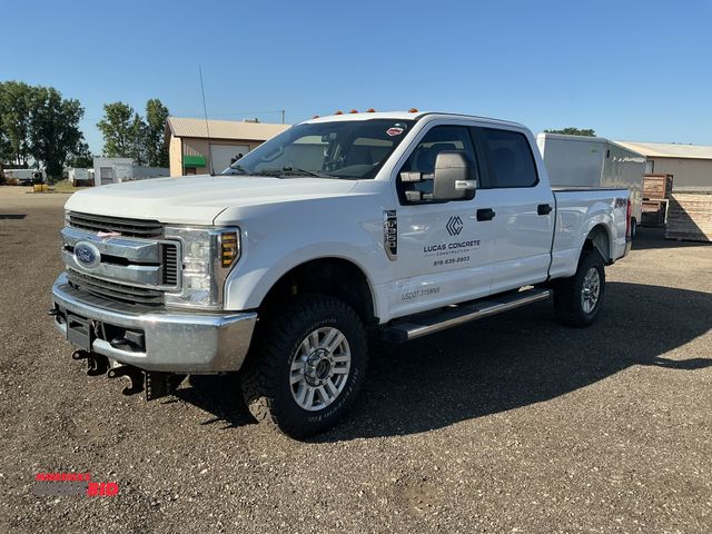 Lot 1-17376 - 2018 Ford F350 STX Double Cab Pickup Truck 4x4