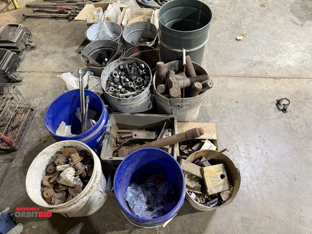 Lot 1-1537 - Large lot of assorted heavy duty fasteners, nuts, bolts, etc.