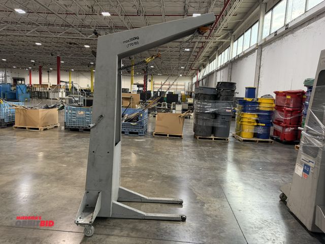 Lot 1-5443 - (1) Muller Martini, 770 lb. max capacity crane/hoist.