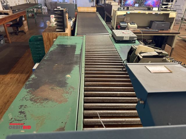 Lot 1-4922 - (1) Roach 3-piece conveyor section, includes (1) 10' long x 64.5" wide conveyor section, 21" wide ro...