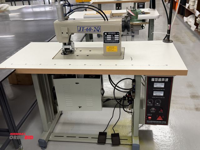 Lot 1-4877 - (1) 2021 Futan Ultrasonic sewing machine, model JT-60-2Q, 220V, with power table (47 1/4" x 21.5" x ...