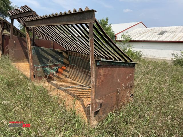 Lot 1-18385 - (1) steel grizzly box, approx. 128" length x 64" depth x 88" to top, 3 3/4" spacing in between bars,...
