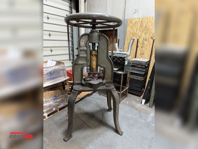 Lot 1-18769 - (1) EW Bliss Company manual press #2, S/N L7844, 77" tall, in working condition, winning bidder resp...