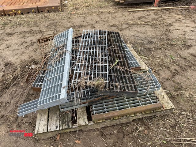 Lot 1-3009 - Skid of assorted steel grate, most pieces are approx. 36" long x 10" wide (sizes do vary slightly).