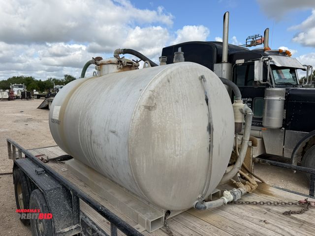 Lot 1-9613 - (1) KeeVac portajohn pumping system, 950 gallon dual compartment aluminum tank, 350 gallon clean tan...
