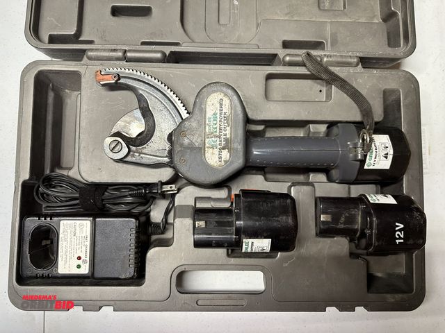 Lot 1-4107 - (1) Greenlee "Gator", model ES750, 12V, cordless battery powered cable cutter with case, (3) batteri...