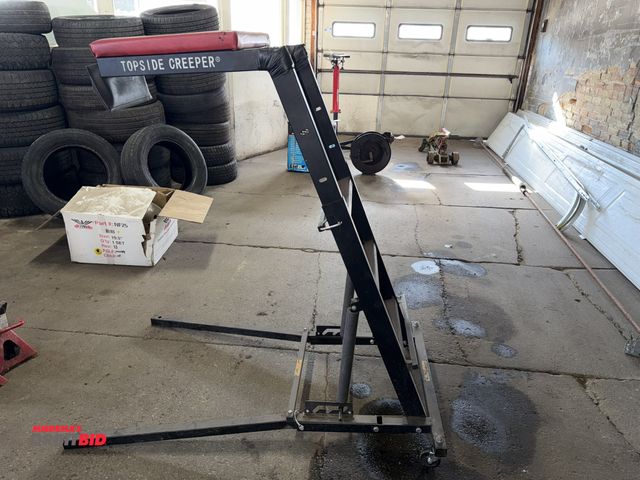 Lot 1-1104 - (1) ATD 400 lb. capacity, foldable top side creeper.