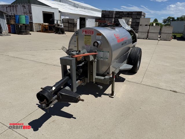 Lot 1-102583 - (1) John Bean Sprayer Stainless 400 gallon tank, electric valves, does not have smart spray, flip ov...
