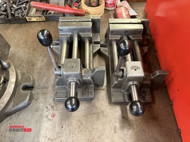 Lot 1-18542 - Lot of (2) 4" speed vises.