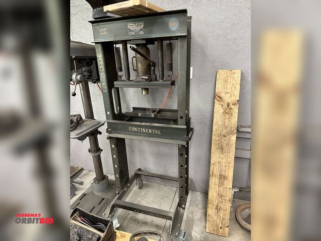 Lot 1-541 - (1) Carolina Industrial Equipment 30-ton capacity H-press, model CP100, mounted to frame with caster...