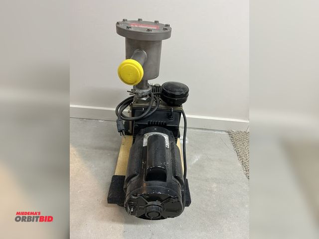 Lot 1-6442 - Edwards High Vacuum, Vacuum Pump, 1-1/5 Hp Franklin Electric motor, filter.