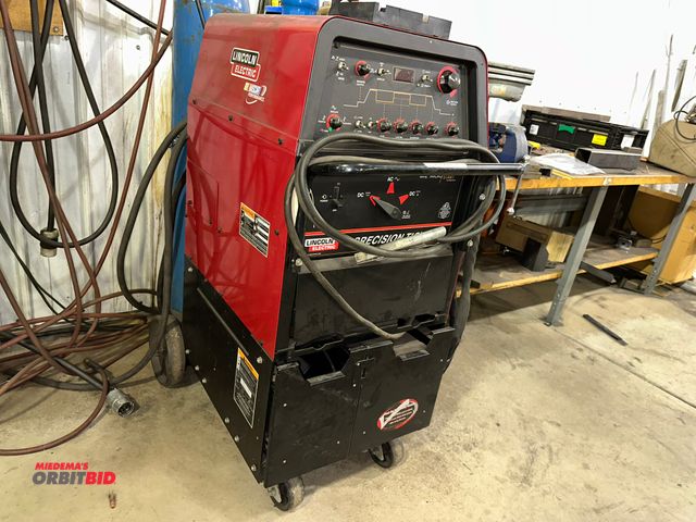 Lot 1-17222 - (1) Lincoln Electric Precision TIG 375 TIG welder, S/N U1060500278, 208/230/460V, 3 phase input, tan...