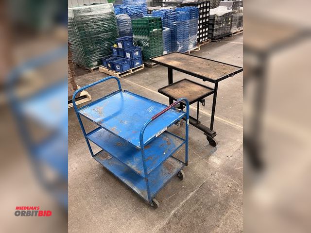Lot 1-3633 - (2x) Carts