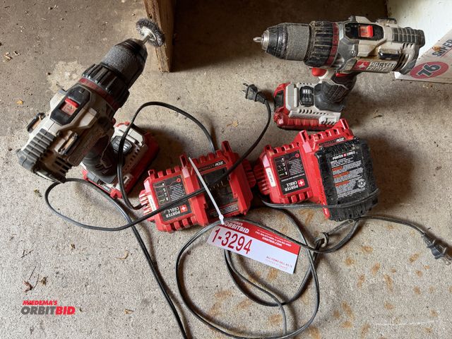 Lot 1-3294 - (2) Porter cable 20 V cordless drills with (2) chargers