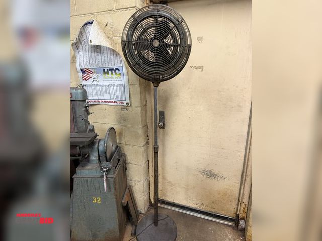 Lot 1-12481 - (1) make and model unknown, adjustable height, 120V, single phase shop floor fan with a 16" diameter...