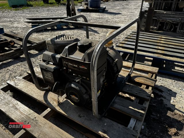 Lot 1-6950 - (1) gas powered transfer pump with Briggs &amp; Stratton 5.5 HP gas engine, Pacer pump, 2" inlet/out...