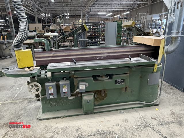 Lot 1-16185 - (1) Oakley, model H5, oscillating single sided edge sander, S/N 420, (with 8" wide sanding belt with...
