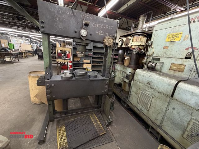 Lot 1-1615 - 1985 K.R. Wilson 37-F-MD-4 Hydraulic press 75-Ton, Down Acting Hydraulic Cylinder, 12" Stroke, Adjus...